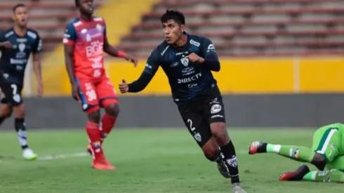 Luis Segovia daría el salto al fútbol del exterior