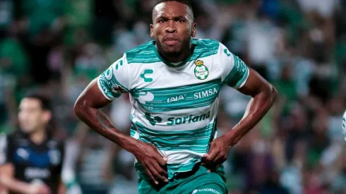 TORREON, MEXICO – MAY 13: Ayrton Preciado of Santos celebrates after scoring the second goal during the quarterfinals first leg match between Santos Laguna and Monterrey as part of the Torneo Guard1anes 2021 Liga MX at BBVA Stadium on May 13, 2021 in Monterrey, Mexico. (Photo by Manuel Guadarrama/Getty Images)-Not Released (NR)
