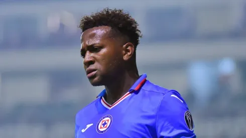 León, Guanajuato, 8 de abril de 2023. Michael Estrada, durante el partido de la jornada 14 del torneo Clausura 2023 de la Liga BBVA MX, entre los Esmeraldas del León y la Máquina Celeste del Cruz Azul, celebrado en el estadio León. Foto: Imago7/ Sebastian Laureano Miranda
