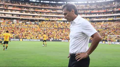 El DT no es más entrenador de Barcelona SC
