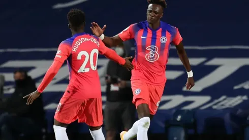 Tammy Abraham of Chelsea (right) celebrates with teammate Callum Hudson-Odoi (left). (Getty)
