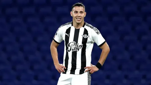 Carlos Ferreira of Libertad during a Copa Libertadores match (Getty).
