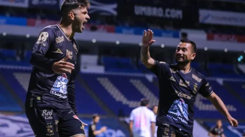 Emmanuel Gigliotti celebrates after scoring the equalizer for Club Léon against Puebla. (Getty)