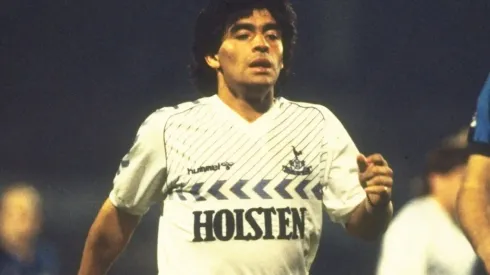 Diego Maradona wearing a Spurs jersey. (Getty)
