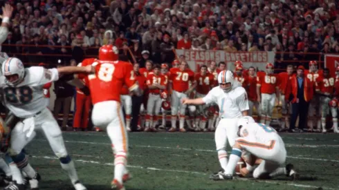 Miami Dolphins' Garo Yepremian made the FG that ended the longest NFL game in history. (Getty)
