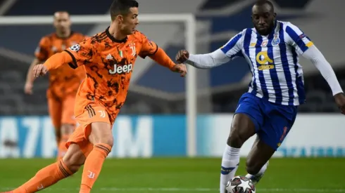 Cristiano Ronaldo fighting for the ball during Juventus-Porto game. (Getty)
