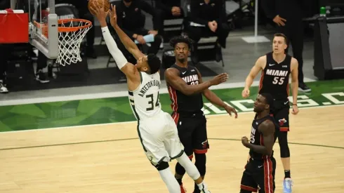 Giannis Antetokounmpo & Jimmy Butler. (Getty)
