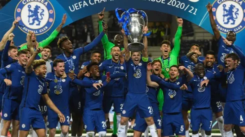 Chelsea players lift the UEFA Champions League trophy in the 2021 final (Getty).
