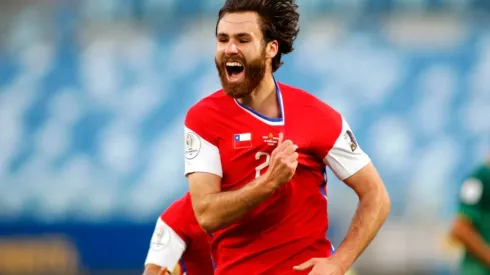 Ben Brereton of Chile celebrates after scoring against Bolivia (Getty).
