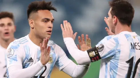 Lautaro Martínez and Lionel Messi. (Getty)
