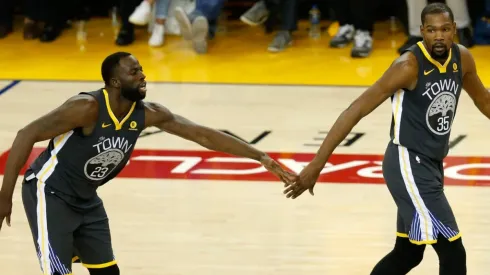 Draymond Green (left) and Kevin Durant during the 2018 NBA finals. (Getty)
