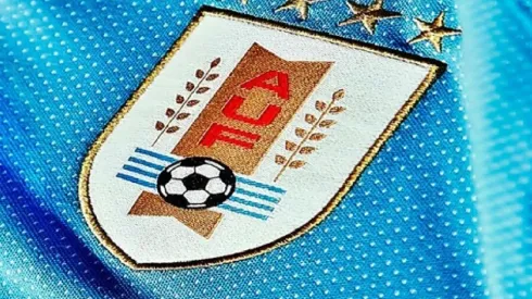 Uruguyan soccer federation crest
