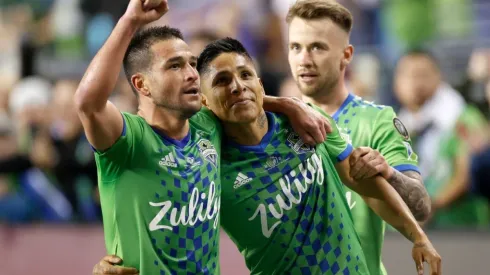 Nicolás Lodeiro and Albert Rusnák celebrate a goal by Raúl Ruidíaz of Seattle Sounders
