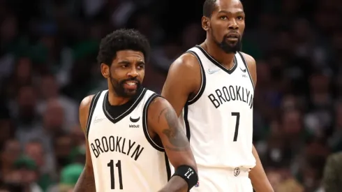 Kyrie Irving (left) and Kevin Durant.