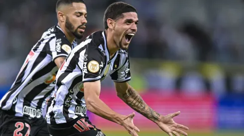 Rubens of Atletico Mineiro celebrates after scoring
