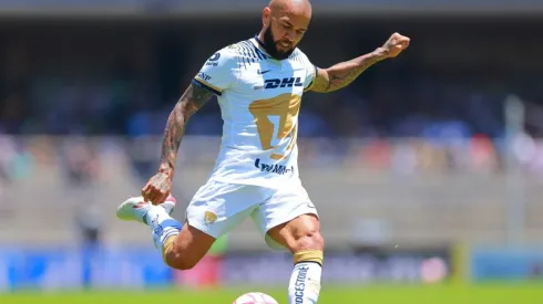 Dani Alves of Pumas UNAM
