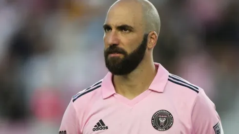 Gonzalo Higuain announced his retirement from soccer.