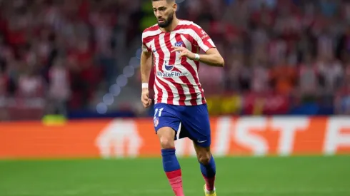 Yannick Carrasco missed a last-minute penalty kick against Bayer Leverkusen
