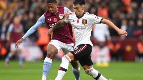 Lisandro Martinez of Manchester United challenges Leon Bailey of Aston Villa
