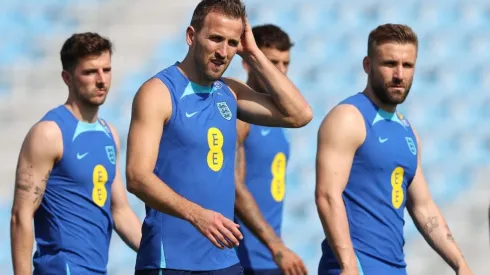 England captain Harry Kane alongside Mason Mount (l) and Luke Shaw (r) during the England Training Session
