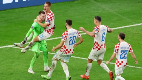 Domink Livakovic celebrates with his teammates
