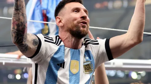 Lionel Messi wore the new jersey in the celebration of their win in Qatar 2022
