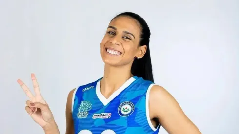 Ana Paula Borgo with Nilufer Belediyespor in Turkey
