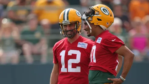 Aaron Rodgers and Jordan Love
