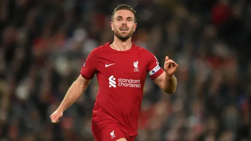 How does Jordan Henderson’s salary compare to other England teammates?