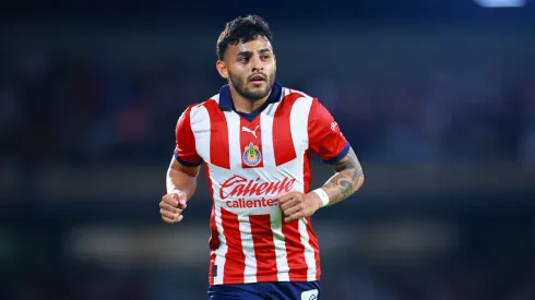 Alexis Vega, striker of Chivas
