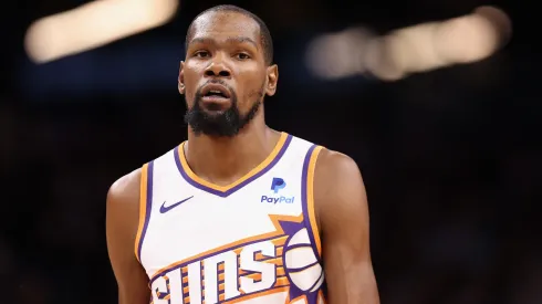 Kevin Durant playing for the Phoenix Suns.
