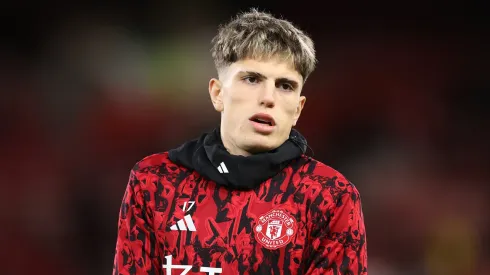 Alejandro Garnacho of Manchester United warms up prior to the Premier League match between Nottingham Forest and Manchester United at City Ground on December 30, 2023 in Nottingham, England.
