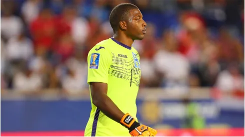 Honduras goalkeeper Luis Lopez
