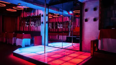 Ecuadorian National Team players filmed at a strip club prior to Italy match