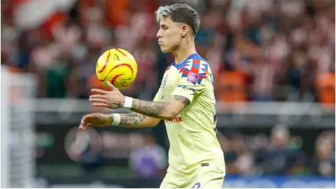 Cristian Calderon of America