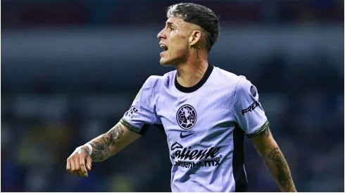 Cristian Calderon of America