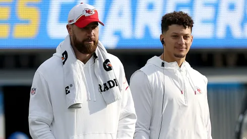 Travis Kelce (left) with Patrick Mahomes (right) during the 2023 NFL season
