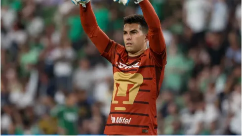 Pumas UNAM goalkeeper Julio Gonzalez
