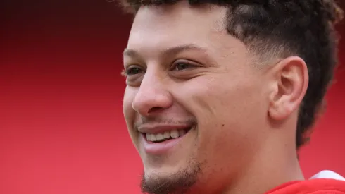 Patrick Mahomes #15 of the Kansas City Chiefs warms up before the game against the Cincinnati Bengals at GEHA Field at Arrowhead Stadium on December 31, 2023 in Kansas City, Missouri.