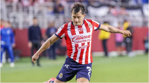 Chivas Defender Alan Mozo