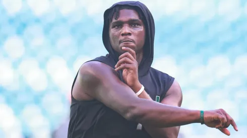 Cam Ward #1 of the Miami Hurricanes warms up prior to facing the Florida A&M Rattlers at Hard Rock Stadium on September 07, 2024 in Miami Gardens, Florida.
