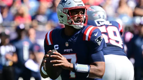 New England Patriots quarterback Jacoby Brissett (7) throws a pass against the Seattle Seahawks during the first half in Foxborough, Massachusetts.
