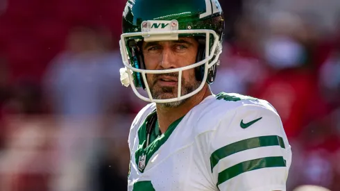 New York quarterback Aaron Rodgers(8)during team warm ups before the NFL, American Football Herren, USA Monday Night Football game between the New York Jets and the San Francisco 49ers at Levi Stadium San Francisco Calif.