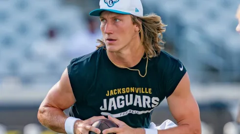 Jacksonville Jaguars quarterback Trevor Lawrence (16) rolls out to pass before a preseason NFL, American Football Herren, USA game between the Tampa Bay Buccaneers and the Jacksonville Jaguars on August, 17 2024 at EverBank Stadium in Jacksonville, FL.
