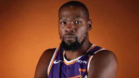 Kevin Durant #35 of the Phoenix Suns poses for a portrait during media day at Footprint Center on September 30, 2024 in Phoenix, Arizona. 
