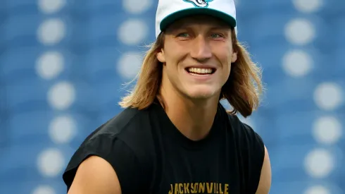Trevor Lawrence #16 of the Jacksonville Jaguars warms up prior to the game against the Buffalo Bills at Highmark Stadium on September 23, 2024 in Orchard Park, New York.