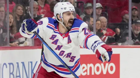 Chris Kreider scores goal with NY Rangers
