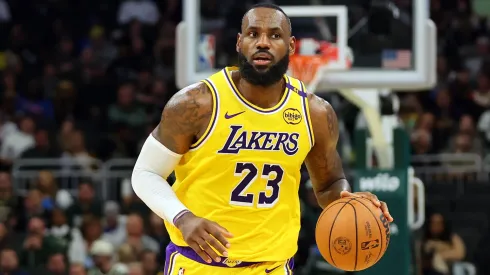 LeBron James #23 of the Los Angeles Lakers handles the ball during a preseason game against the Milwaukee Bucks
