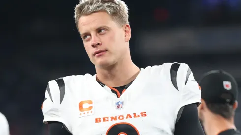 Joe Burrow #9 of the Cincinnati Bengals warms up prior to the game against the New York Giants at MetLife Stadium on October 13, 2024 in East Rutherford, New Jersey.
