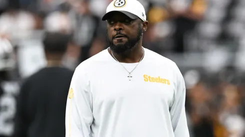 Pittsburgh Steelers head coach Mike Tomlin looks on before a game between the Steelers and the Las Vegas Raiders at Allegiant Stadium on October 13, 2024 in Las Vegas, Nevada.
